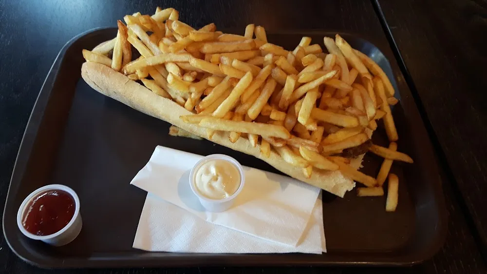 Américain Steak Frites